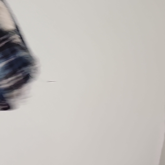 Pendleton Shirt Mens Plaid Size L but runs small Fits M Cut Off Sleeve - Picture 8 of 16